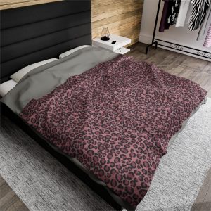 Pink Leopard Velveteen Plush Blanket