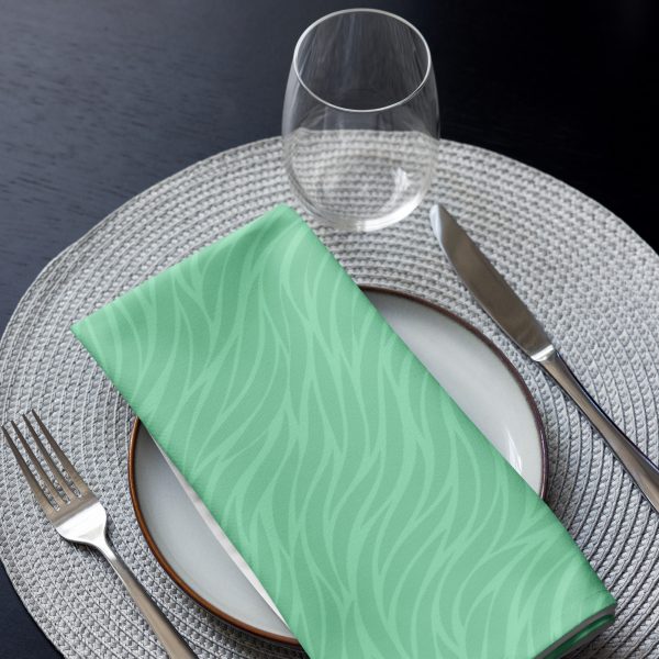 Carnival Glass Green Waves Cloth Napkin Set